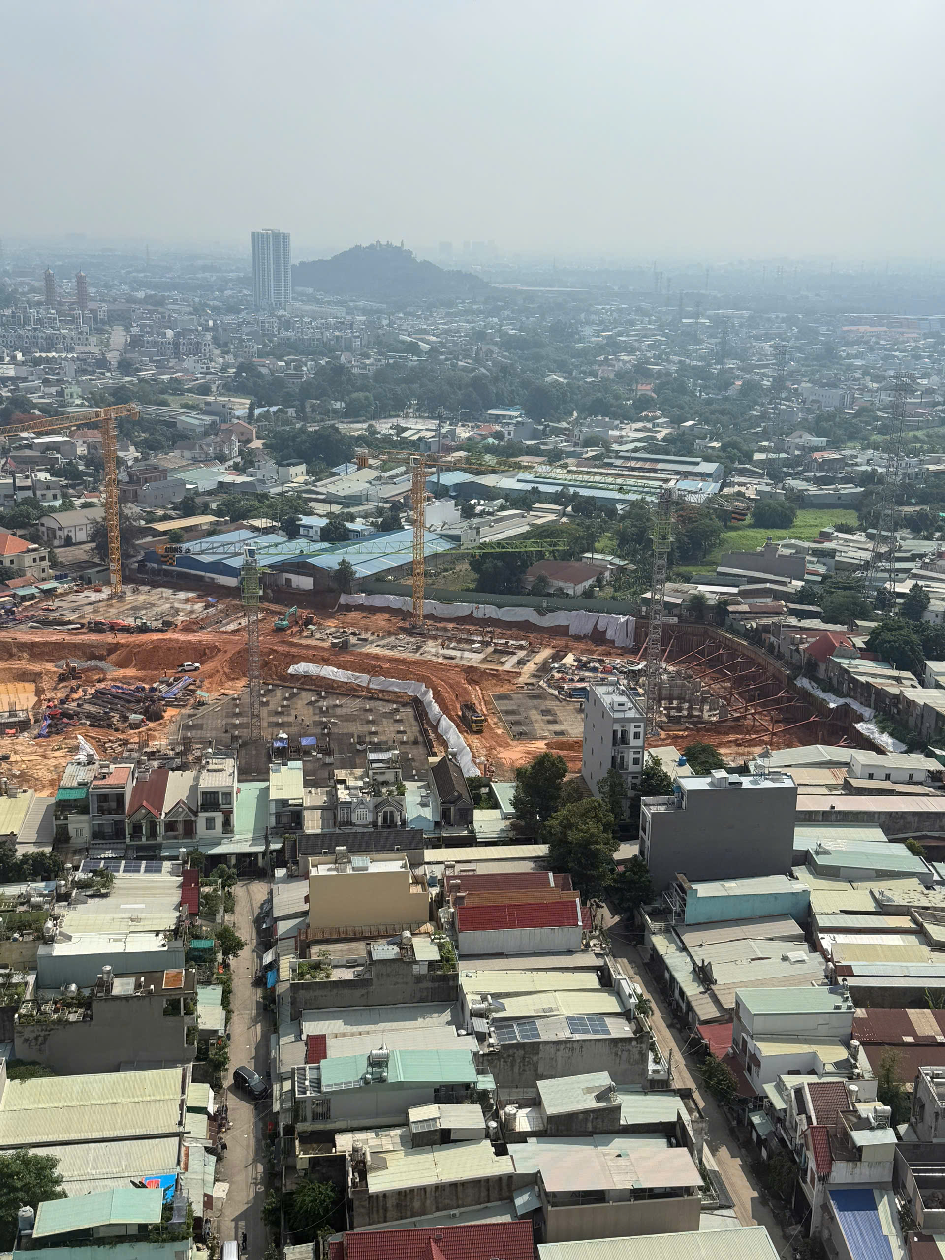 Hình ảnh tiến độ Bcons Center City tháng 6/2026