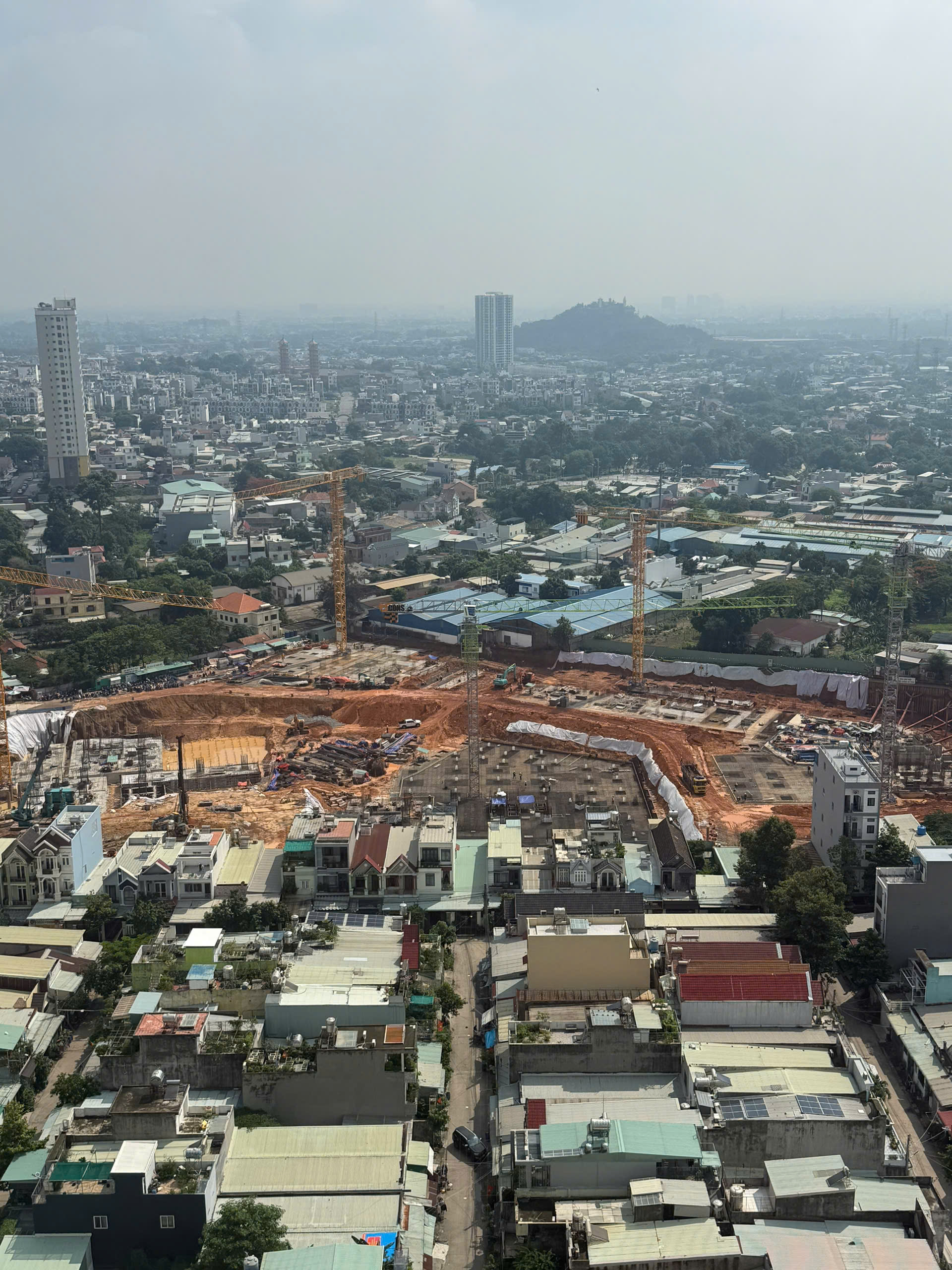 Hình ảnh tiến độ Bcons Center City tháng 6/2026