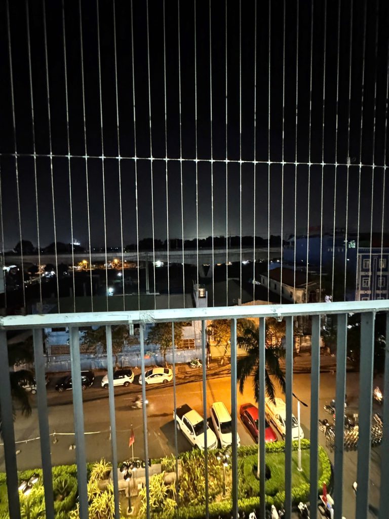Cho thuê Bcons City